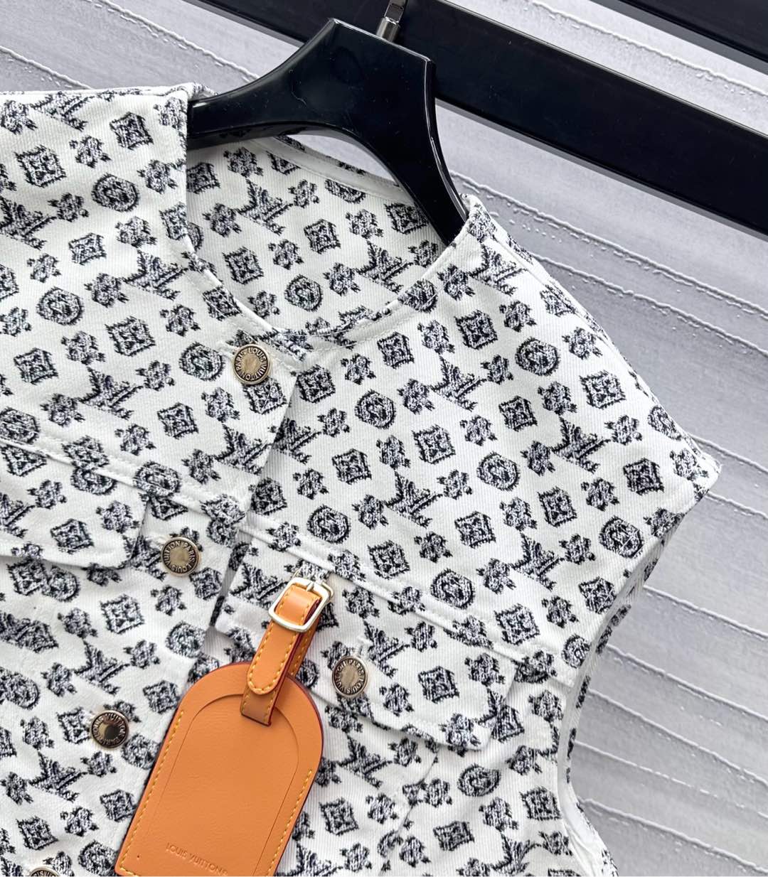 Printed Cropped Vest