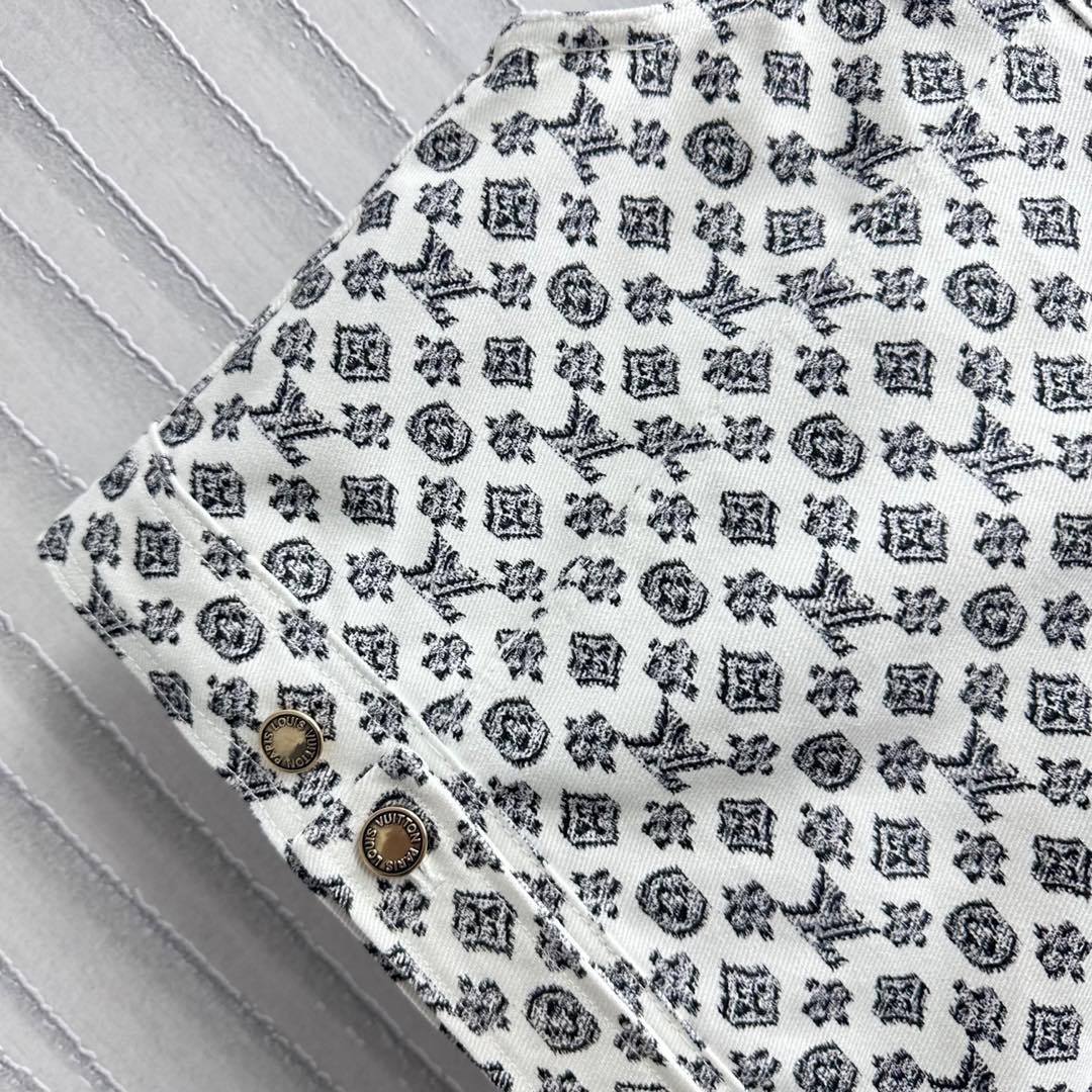 Printed Cropped Vest