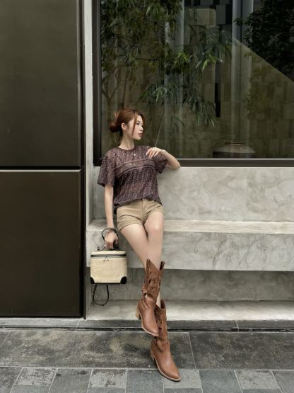 Transparent letter short sleeves