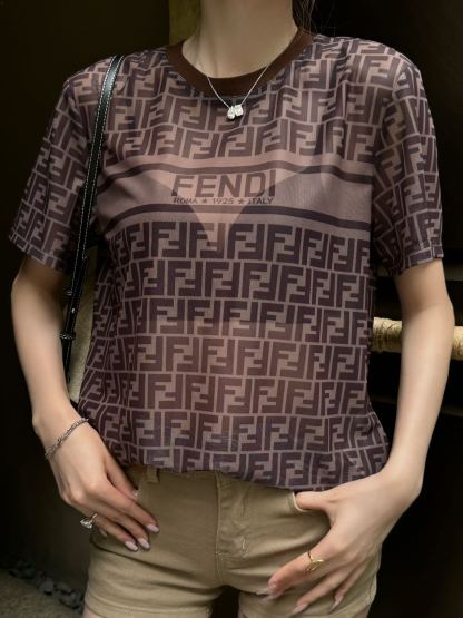 Transparent letter short sleeves