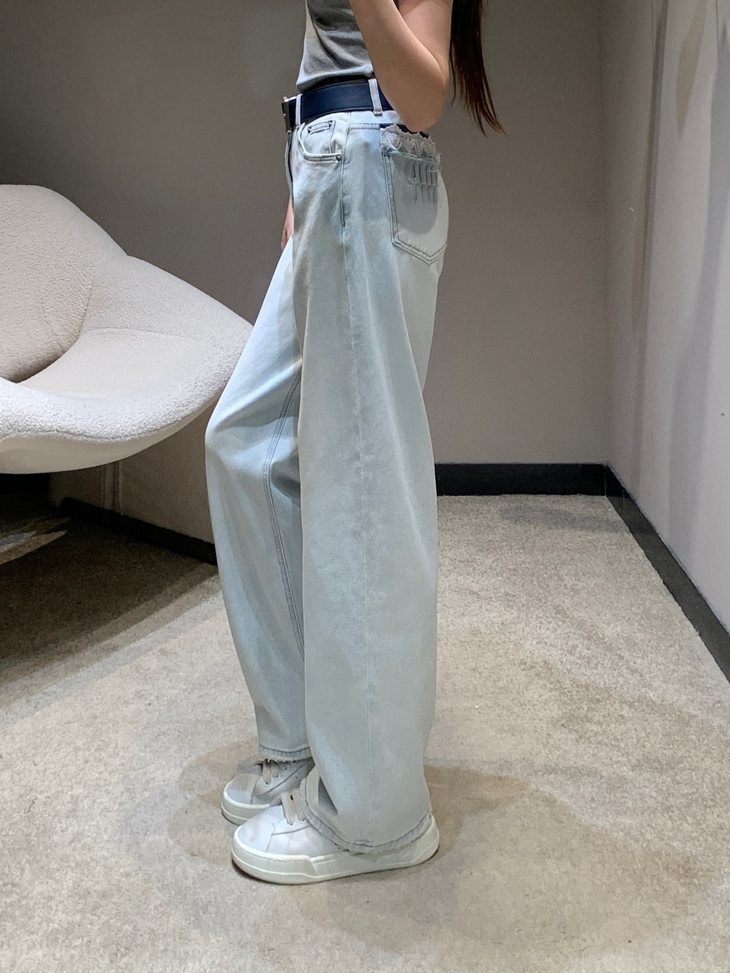 Back Pocket Embossed Lace Denim Pants