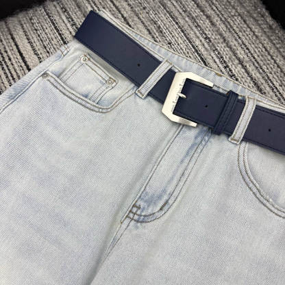 Back Pocket Embossed Lace Denim Pants