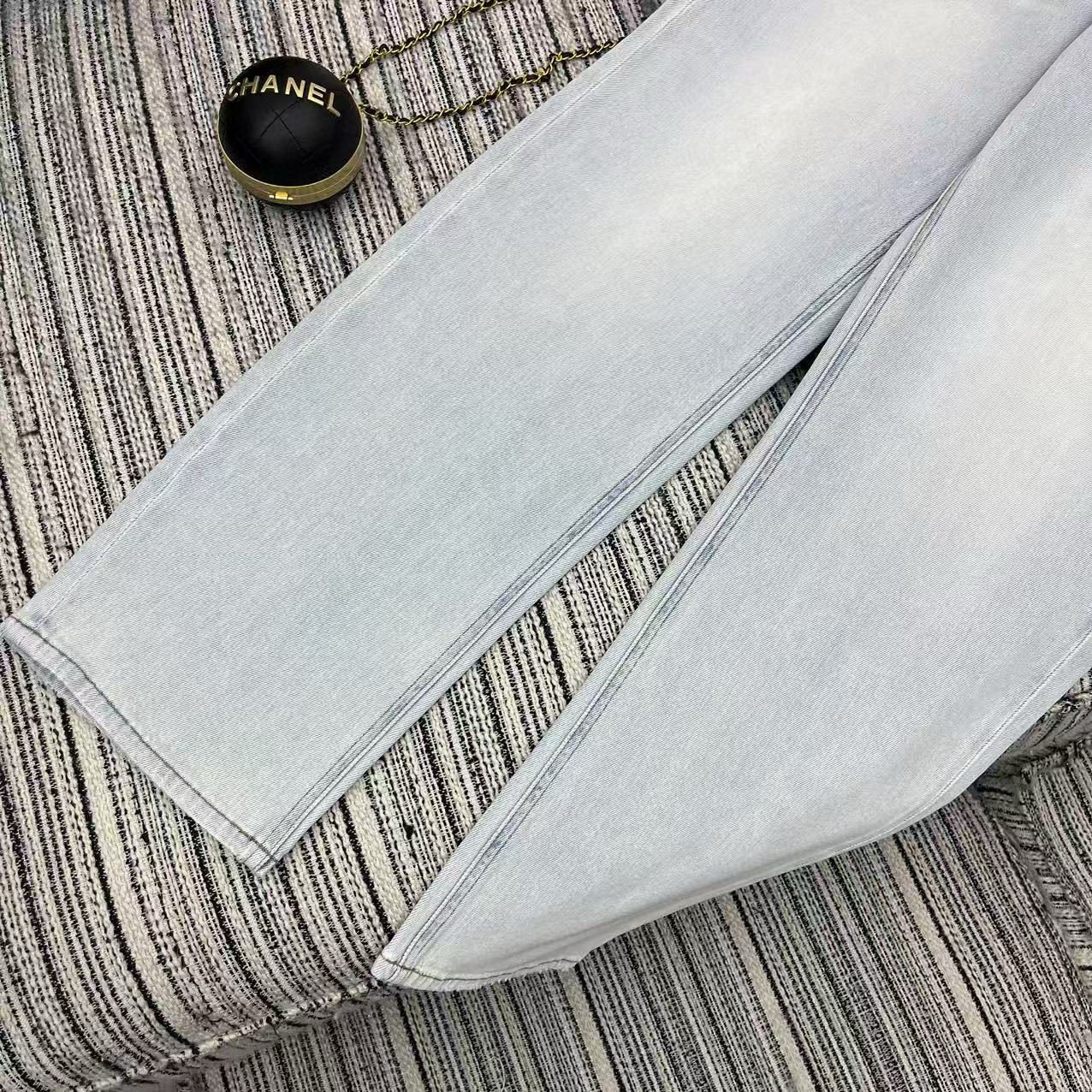 Back Pocket Embossed Lace Denim Pants