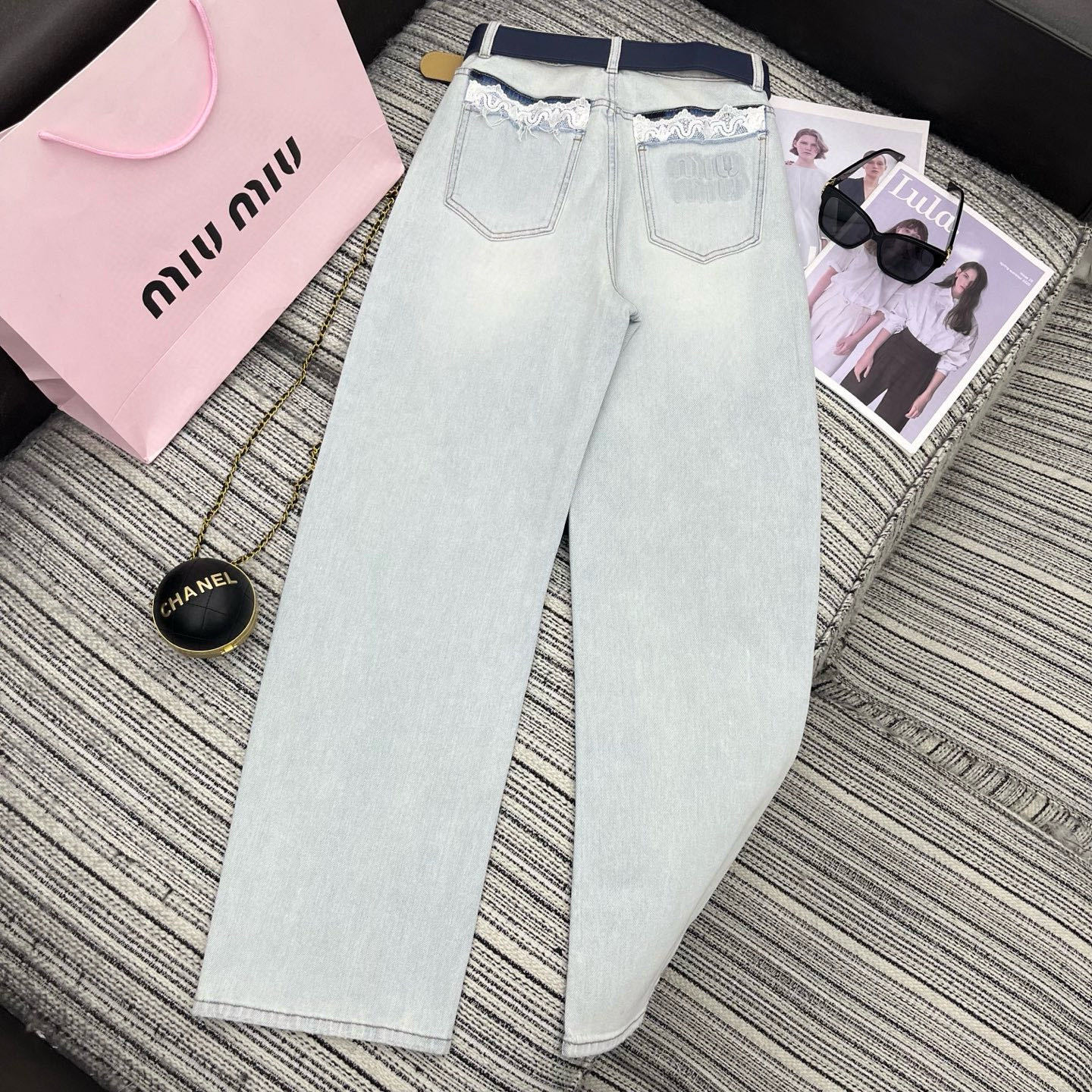 Back Pocket Embossed Lace Denim Pants