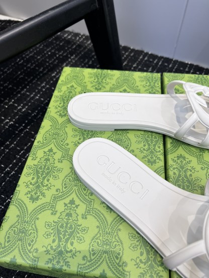 Beach jelly shoes hollow slippers