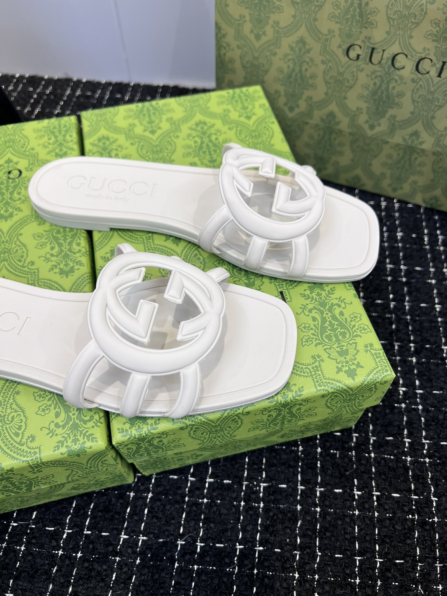 Beach jelly shoes hollow slippers