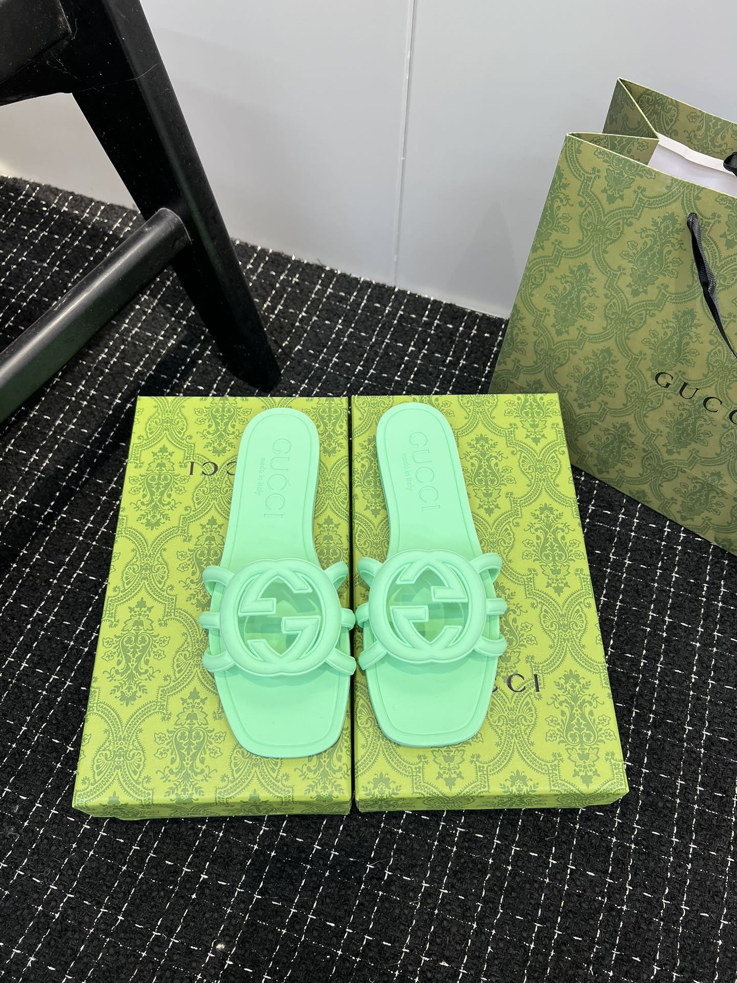 Beach jelly shoes hollow slippers