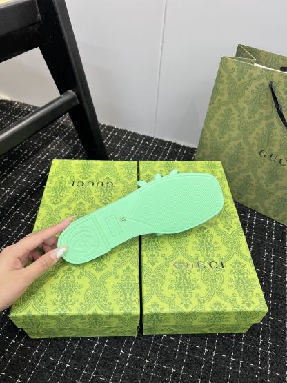 Beach jelly shoes hollow slippers