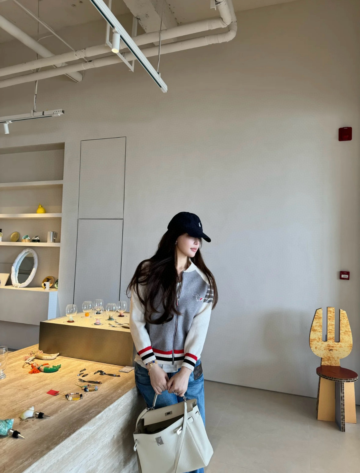 Puppy embroidered cardigan