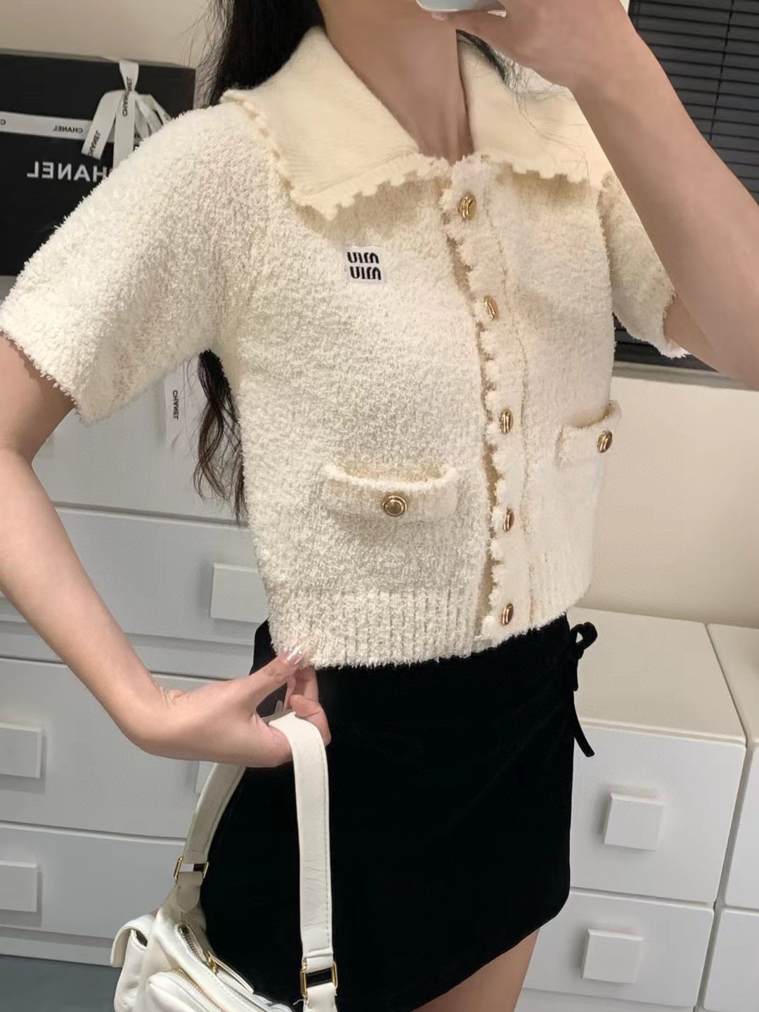Baby doll collar sweater