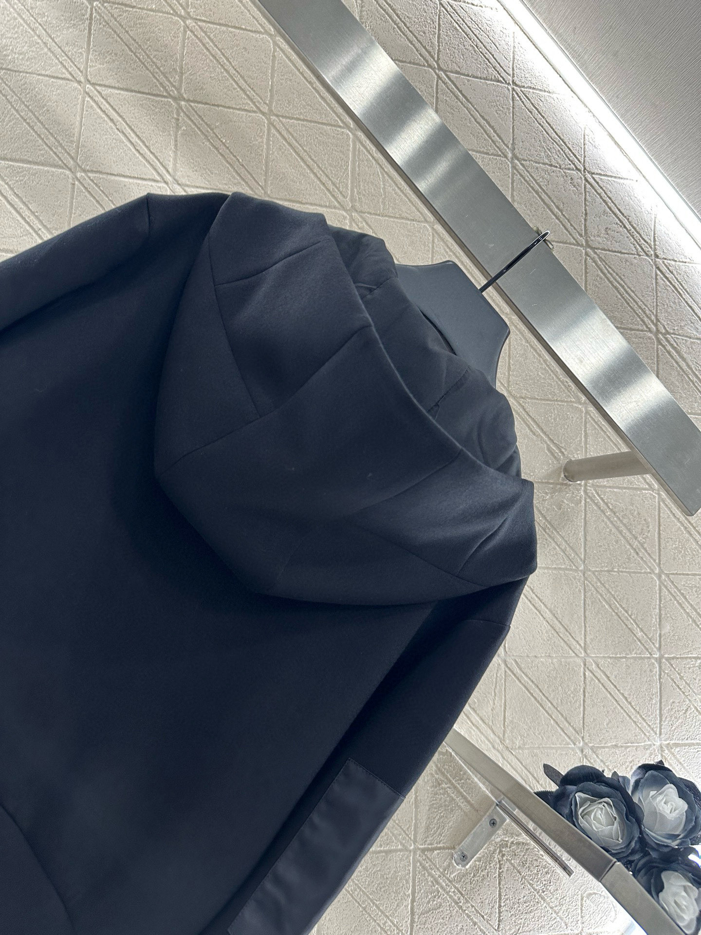 Hooded zip-up jacket
