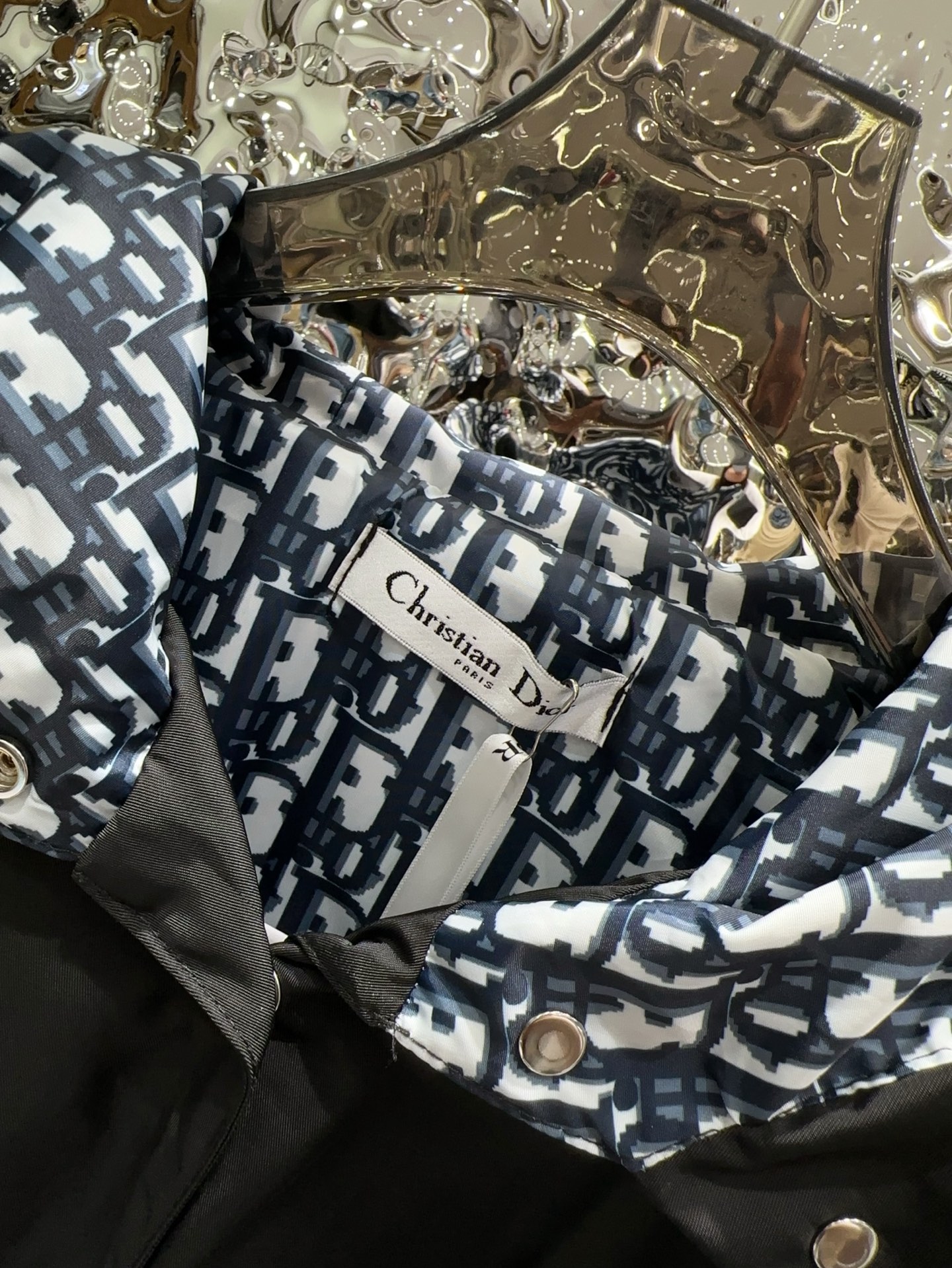 Bee embroidered mid-length trench coat