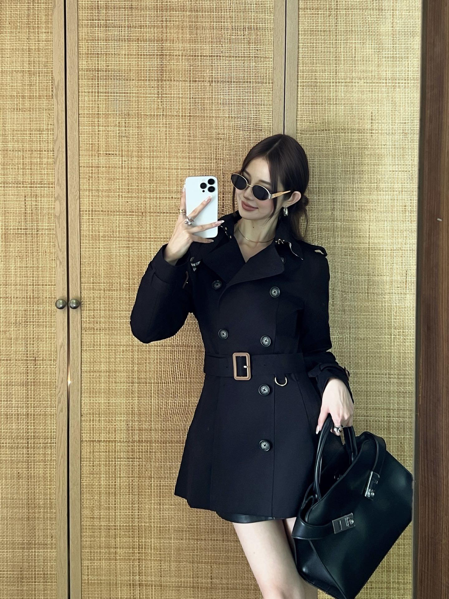 mid-length waterproof windbreaker