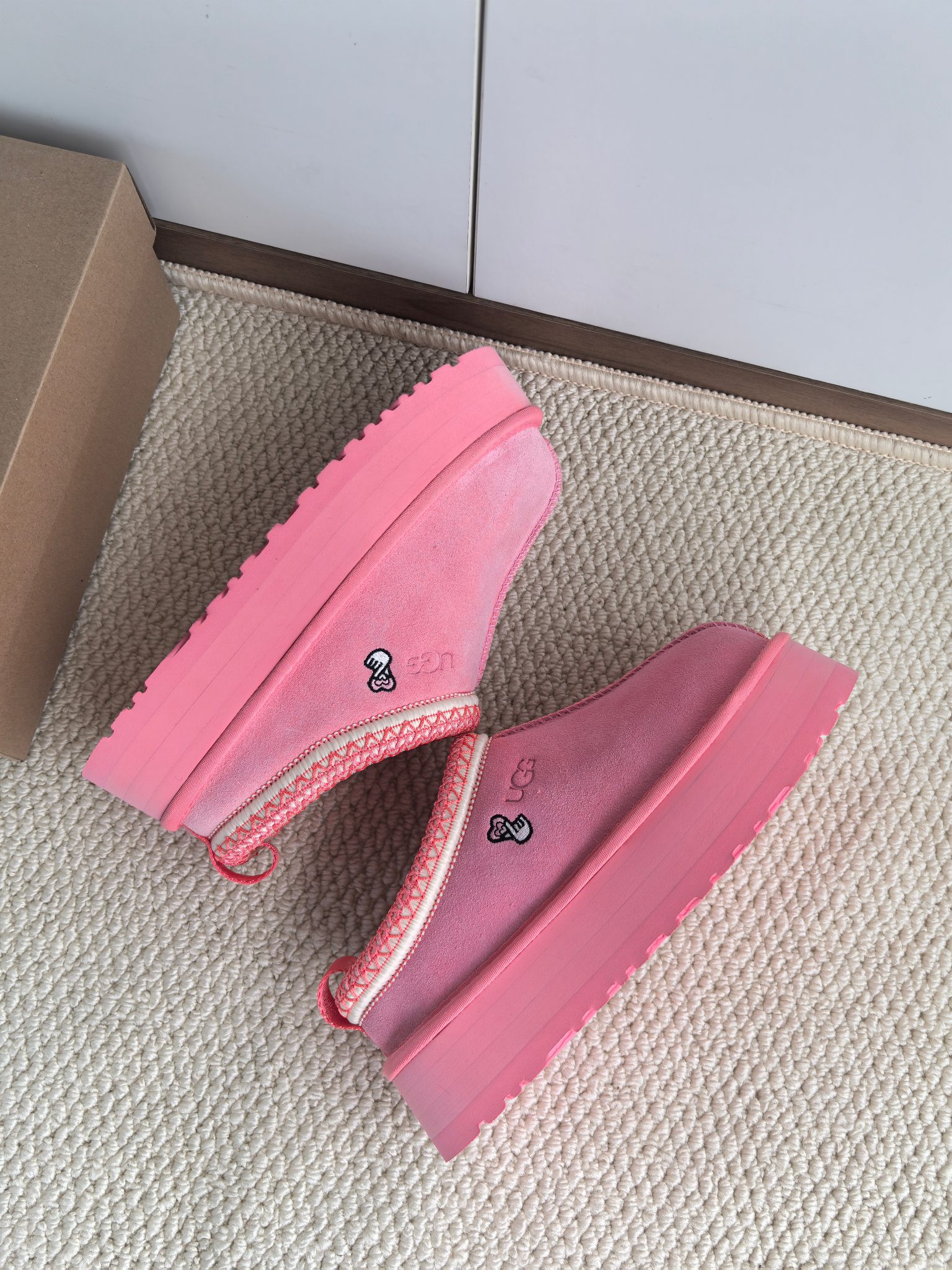 Home snow boots 