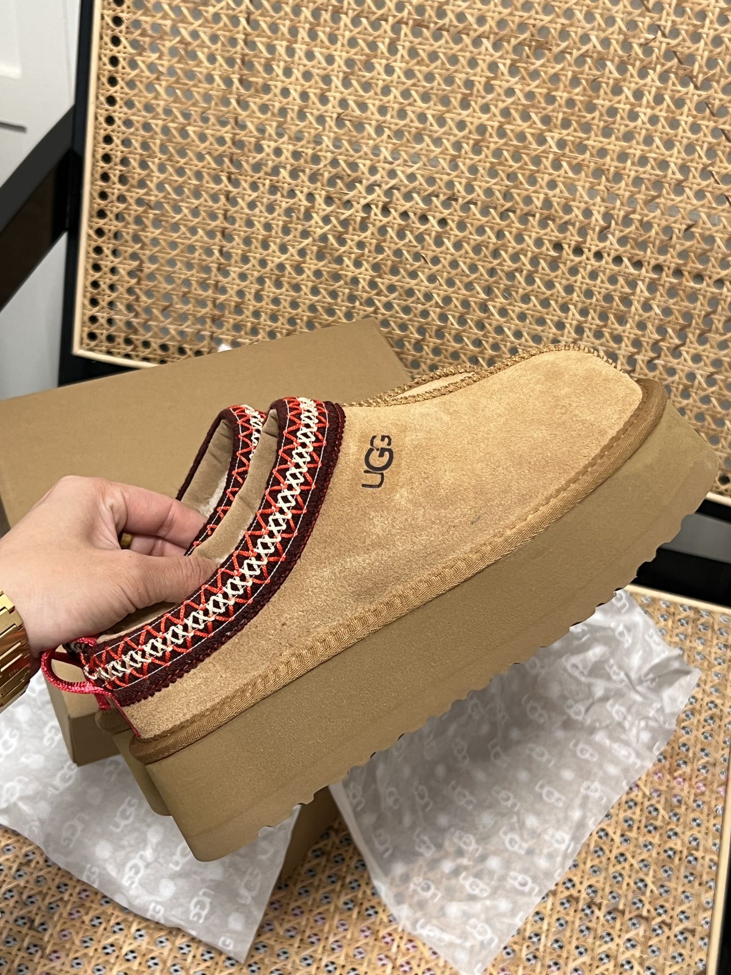 Winter thick-soled fur boots