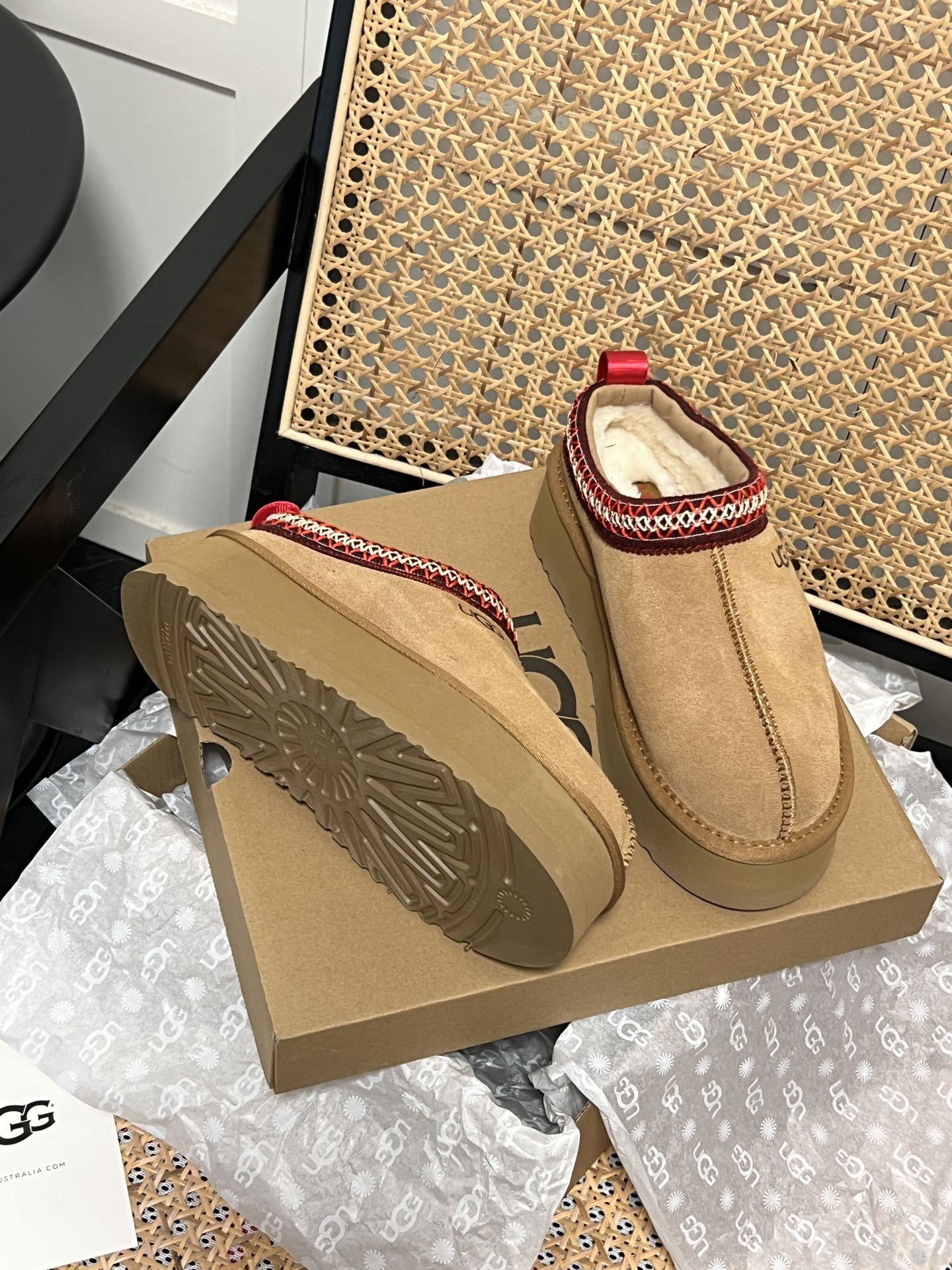 Winter thick-soled fur boots