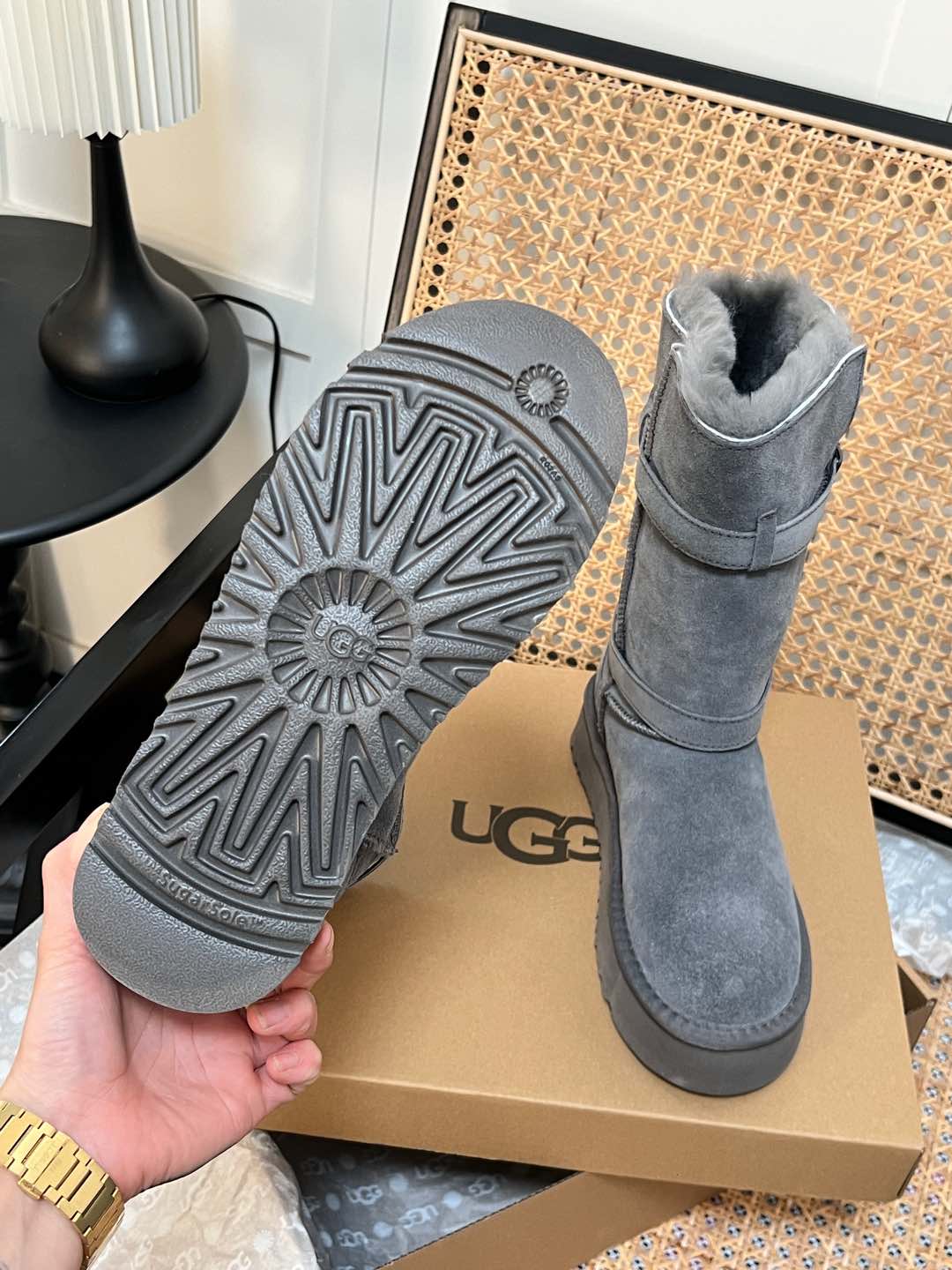 Knight boots