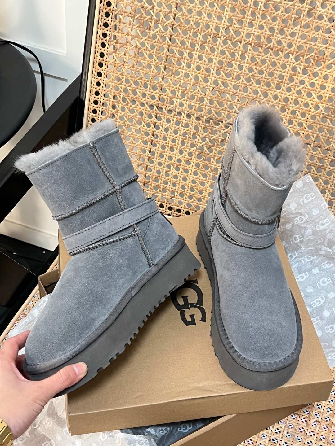 Knight boots