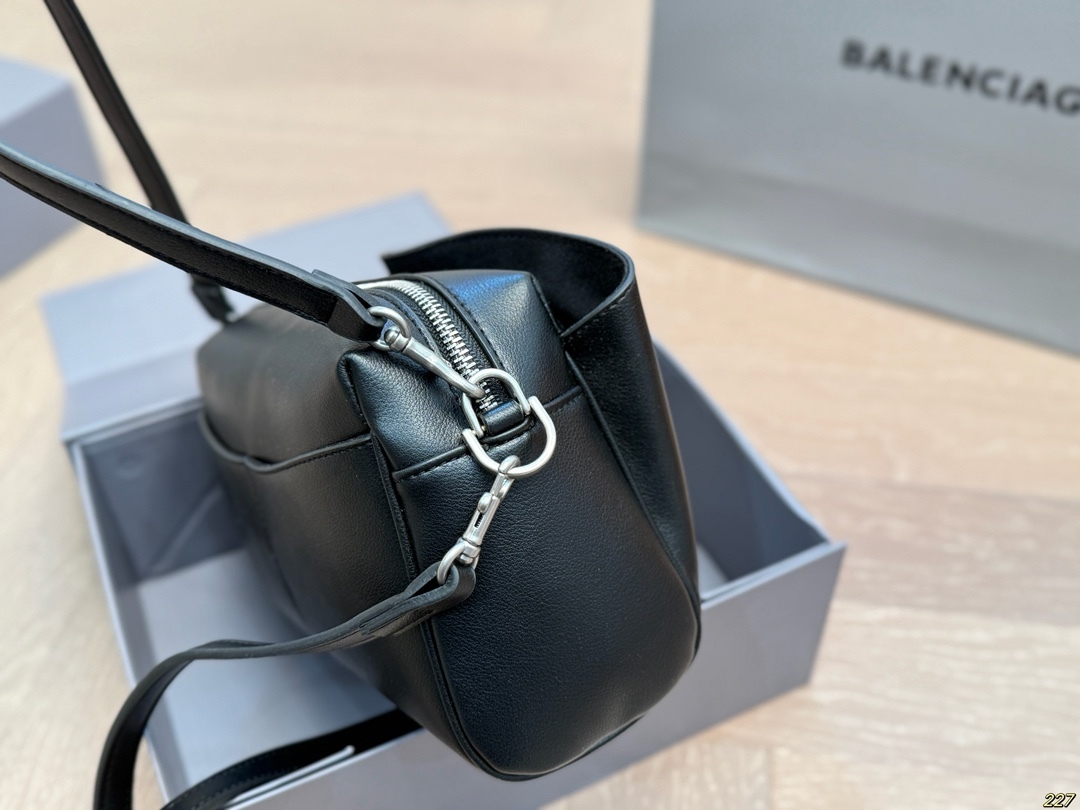 shoulder handbag 24*15