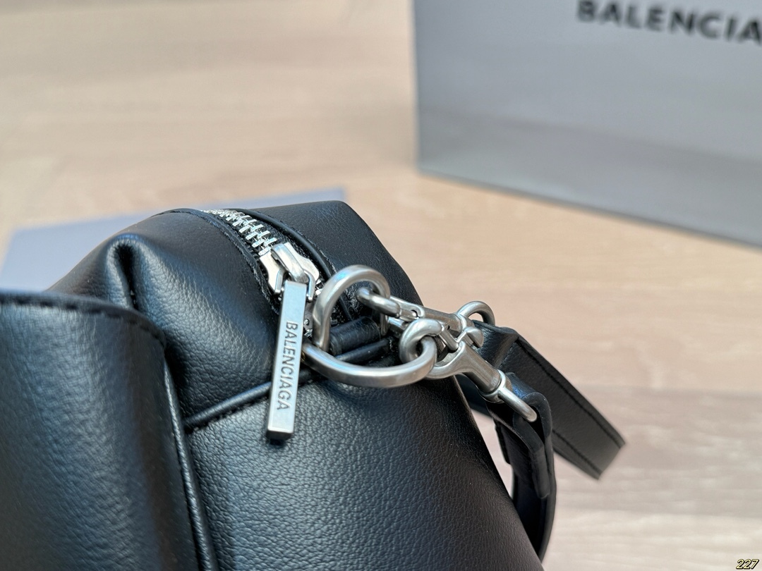 shoulder handbag 24*15