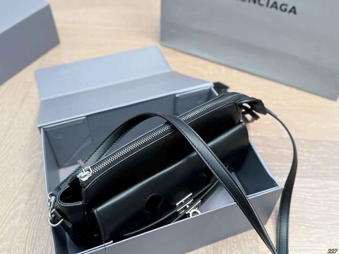 shoulder handbag 26*17