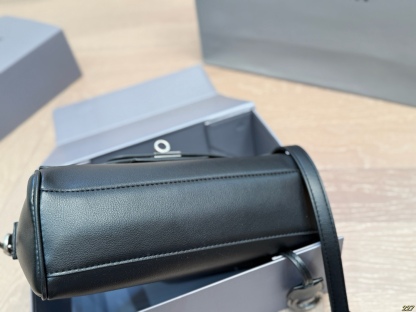 shoulder handbag 26*17