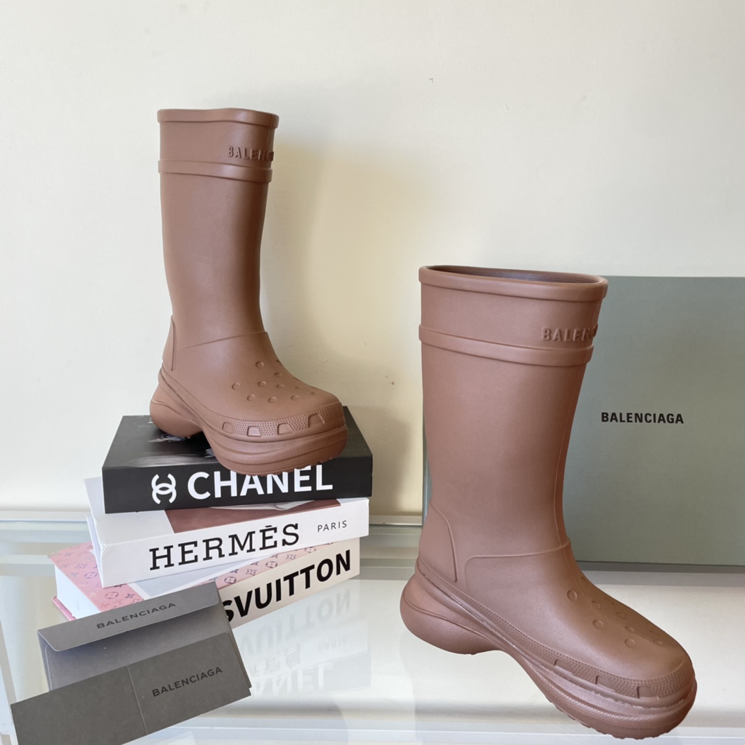Thick-soled wellies 35-43