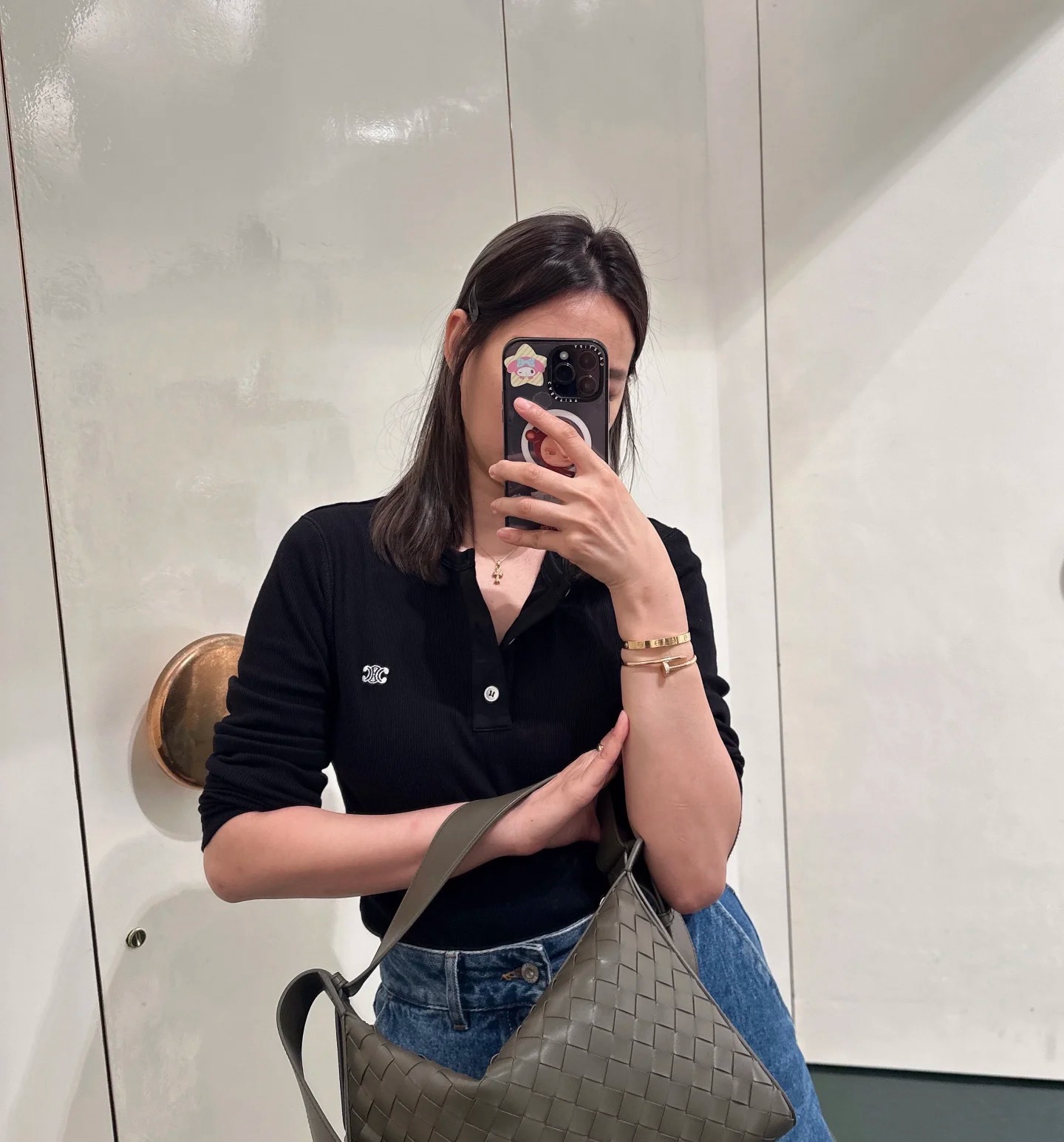 Simple solid color base shirt
