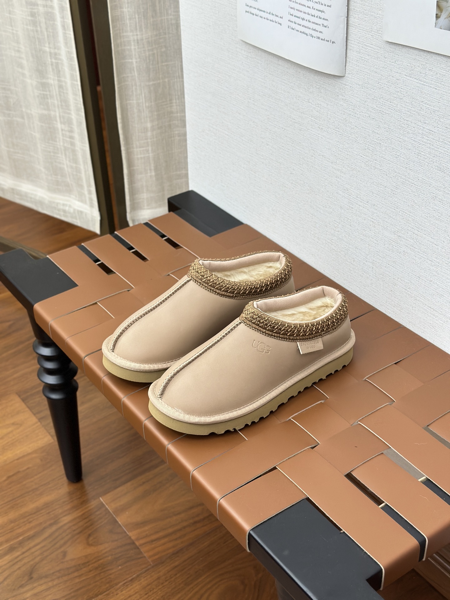 Crazy Horse flat shoes