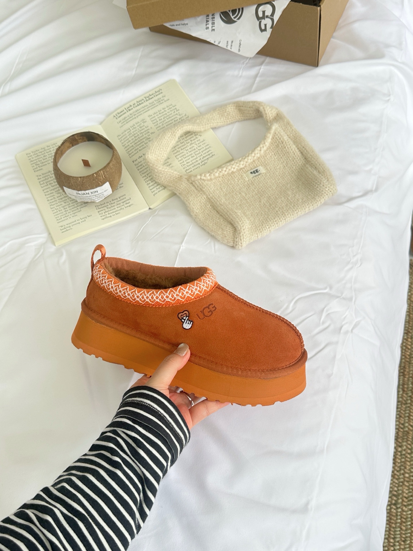 Thick-soled colorful ethnic boots