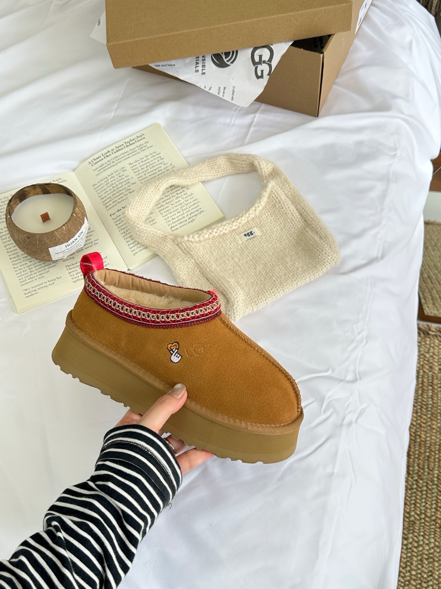 Thick-soled colorful ethnic boots