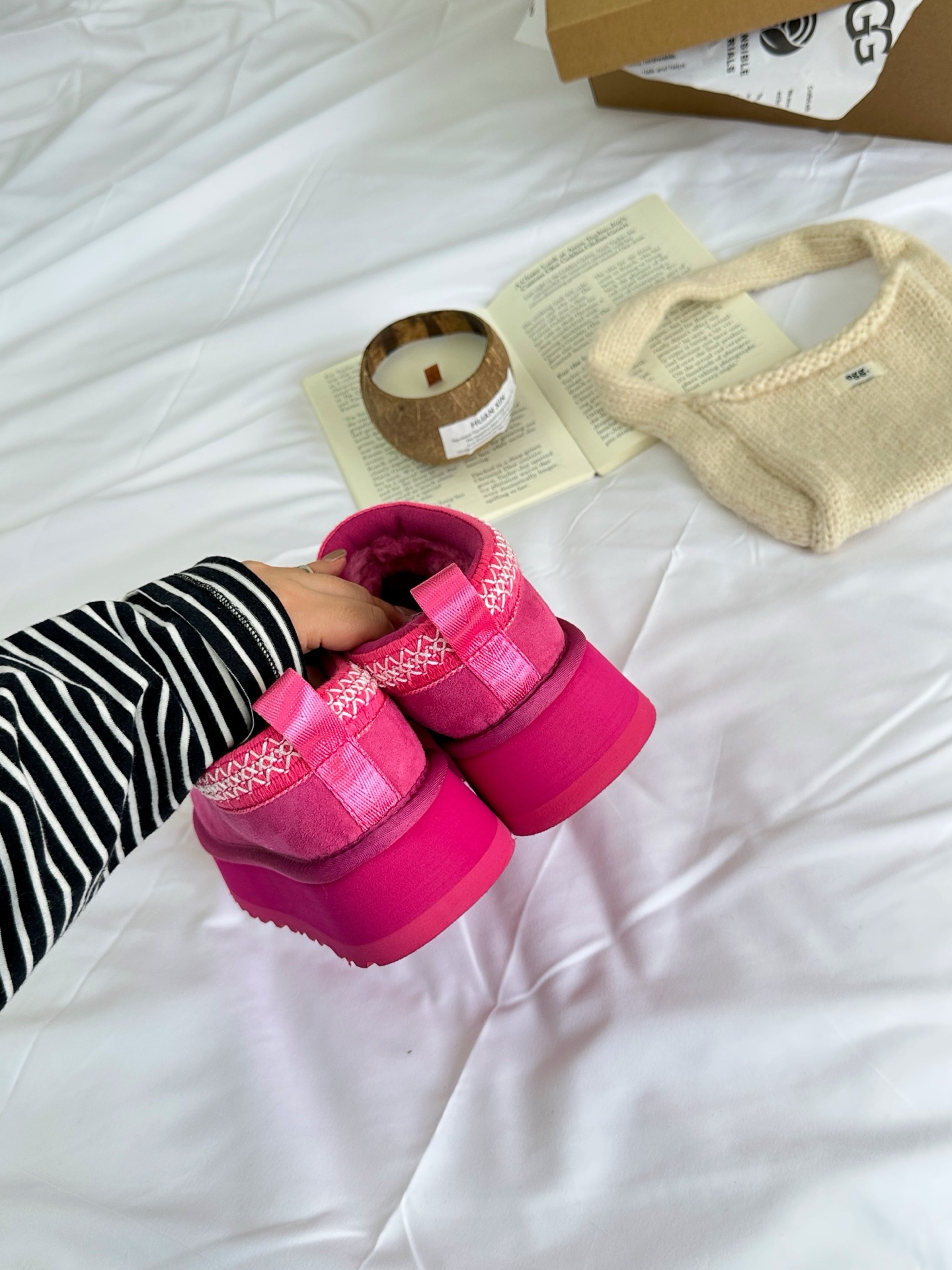 Thick-soled colorful ethnic boots