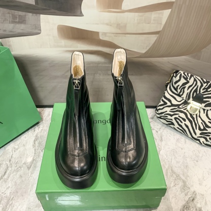 Front zipper martin boots