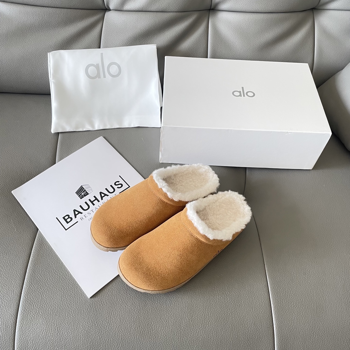 Autumn and winter lambswool slippers