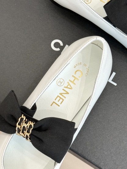 Chain Bow Colorblock Mary Janes