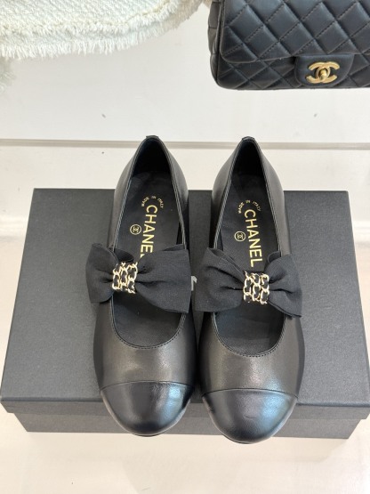 Chain Bow Colorblock Mary Janes