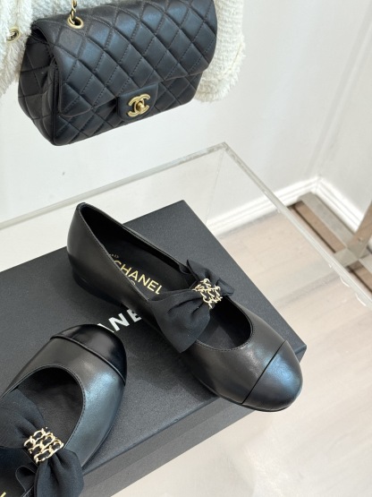 Chain Bow Colorblock Mary Janes