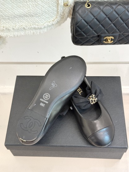 Chain Bow Colorblock Mary Janes