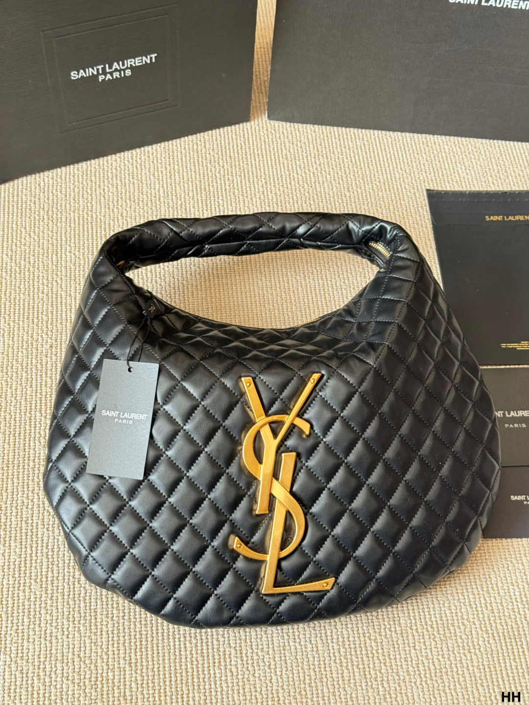 Half-moon diamond-shaped underarm bag 35*30