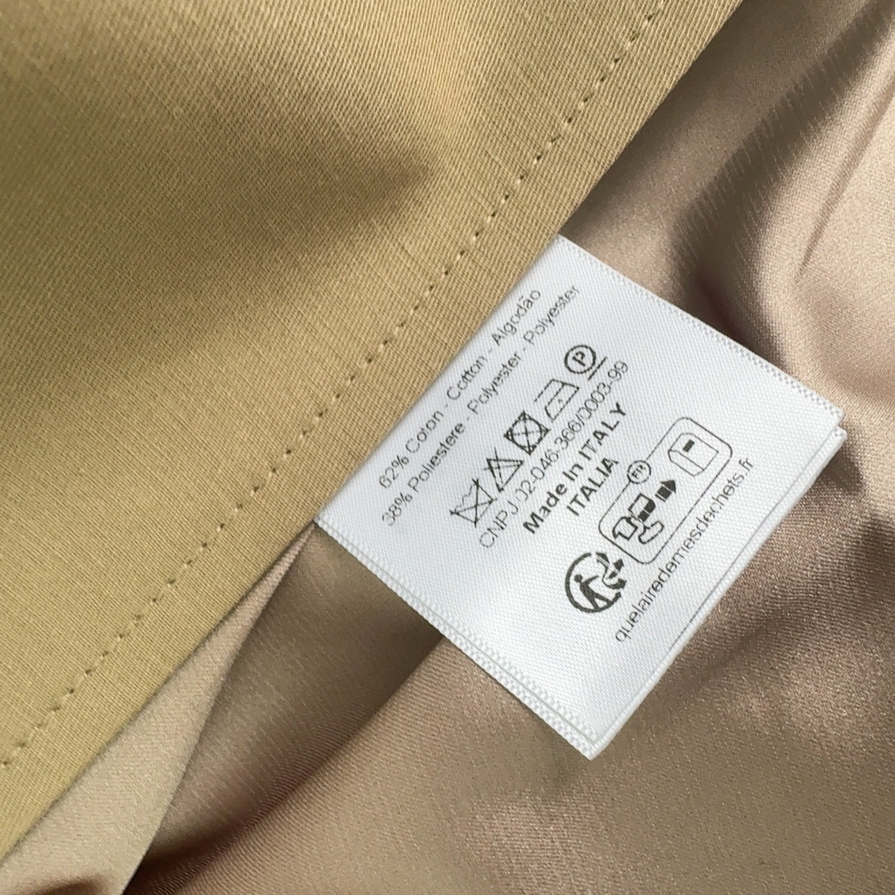 Side-breasted lapel trench coat