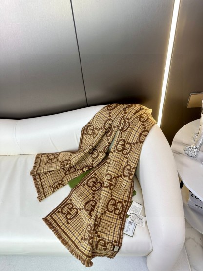 Double-sided fringed jacquard wool scarf 47*180cm