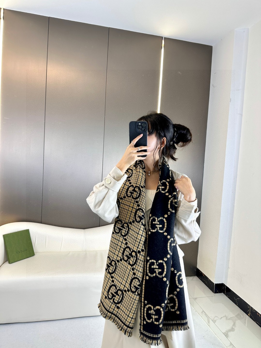 Double-sided fringed jacquard wool scarf 47*180cm