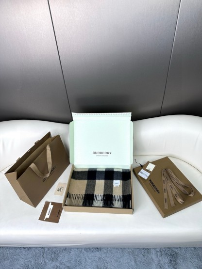 Classic cashmere plaid scarf 40*180cm