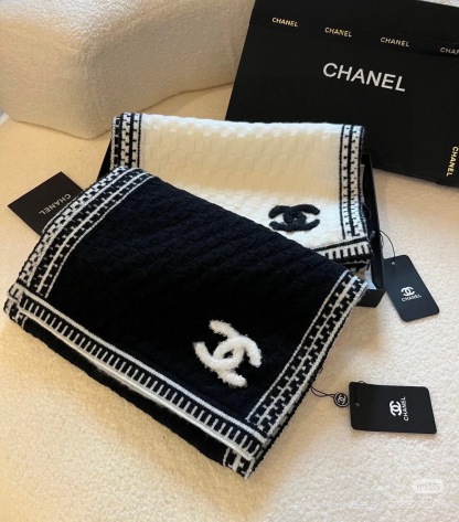 Lace knitted long scarf