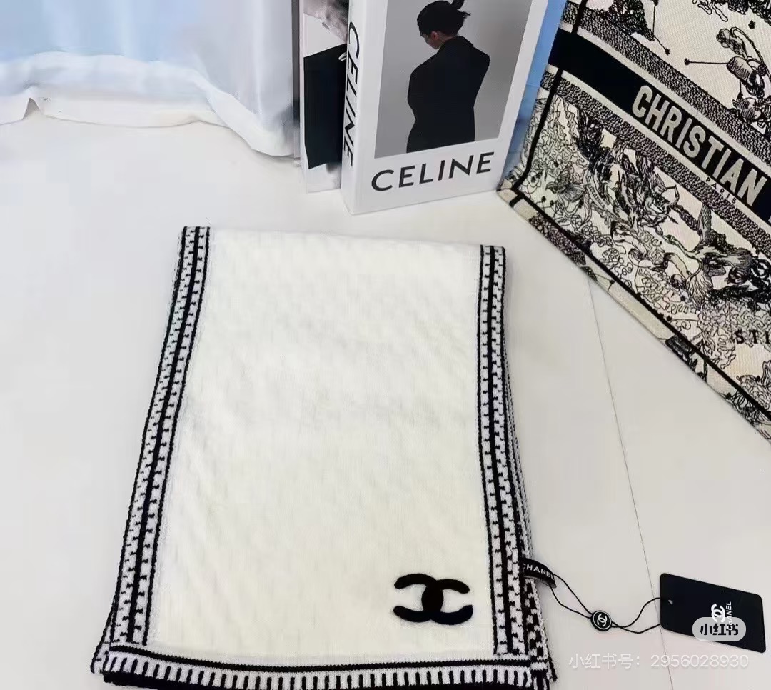 Lace knitted long scarf