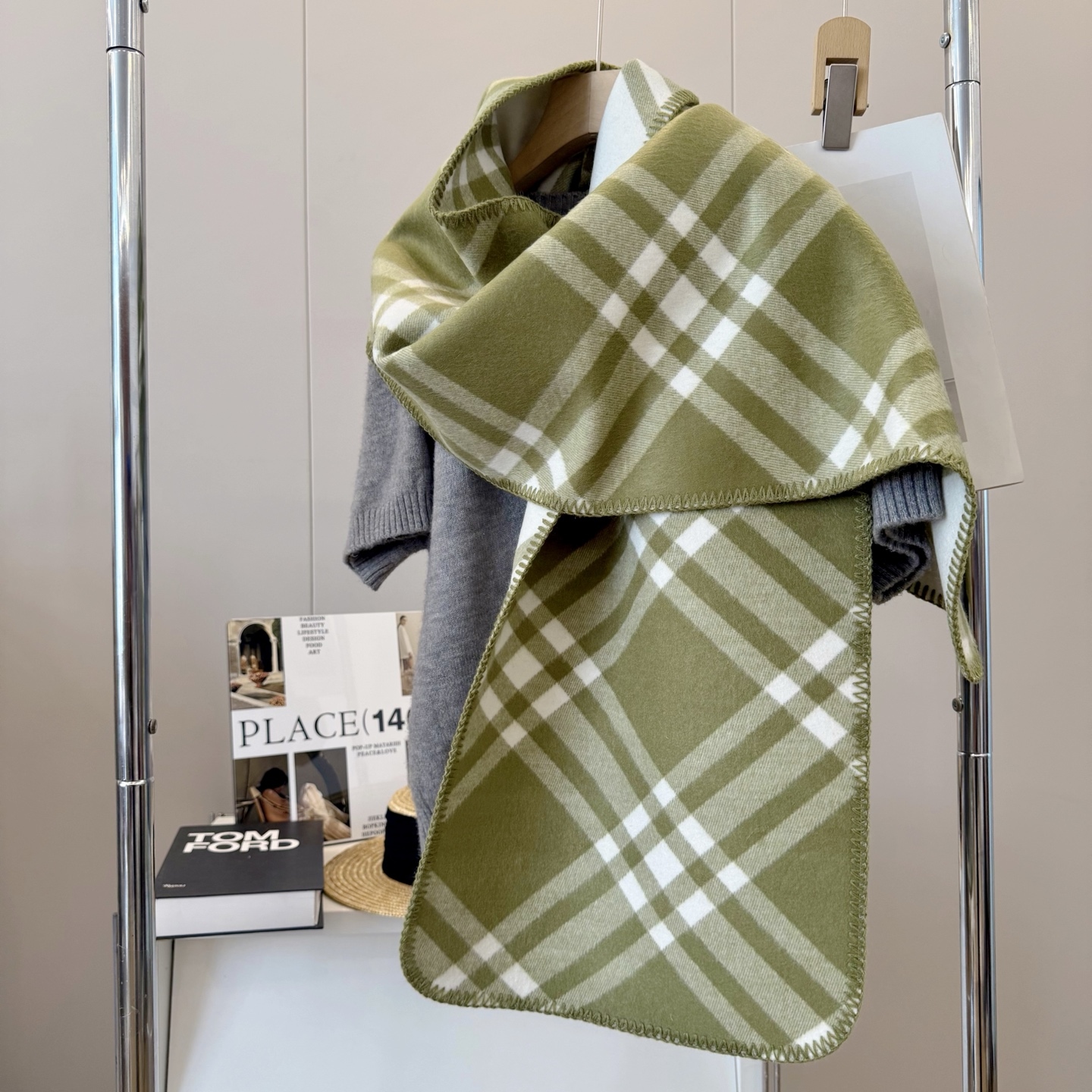 Thick-knit plaid scarf 30*180cm