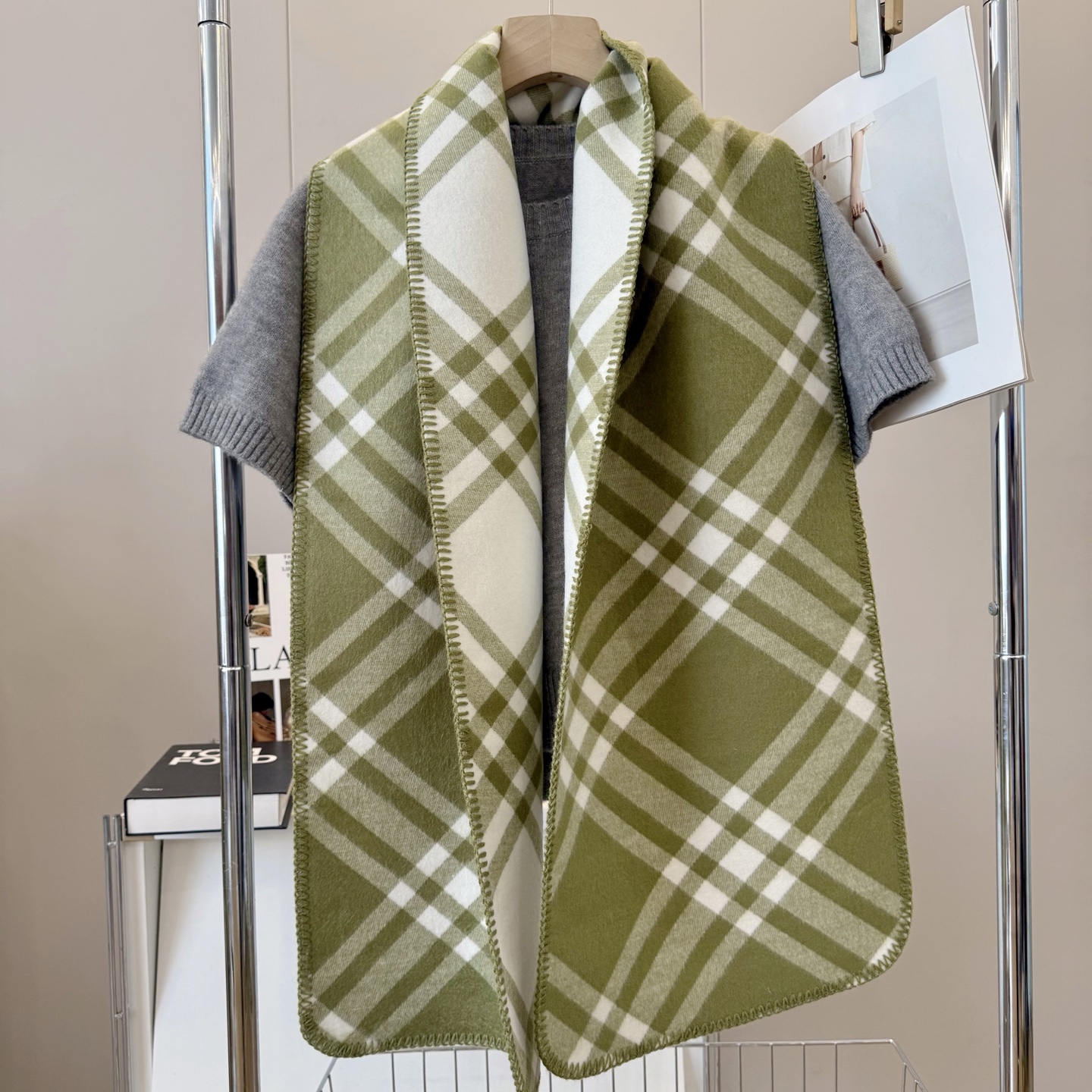 Thick-knit plaid scarf 30*180cm