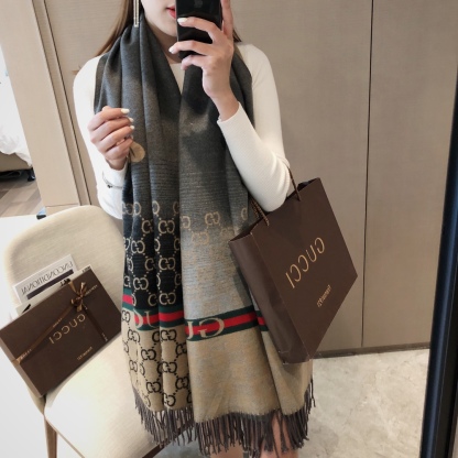 Double-sided jacquard long beard scarf 180*65cm
