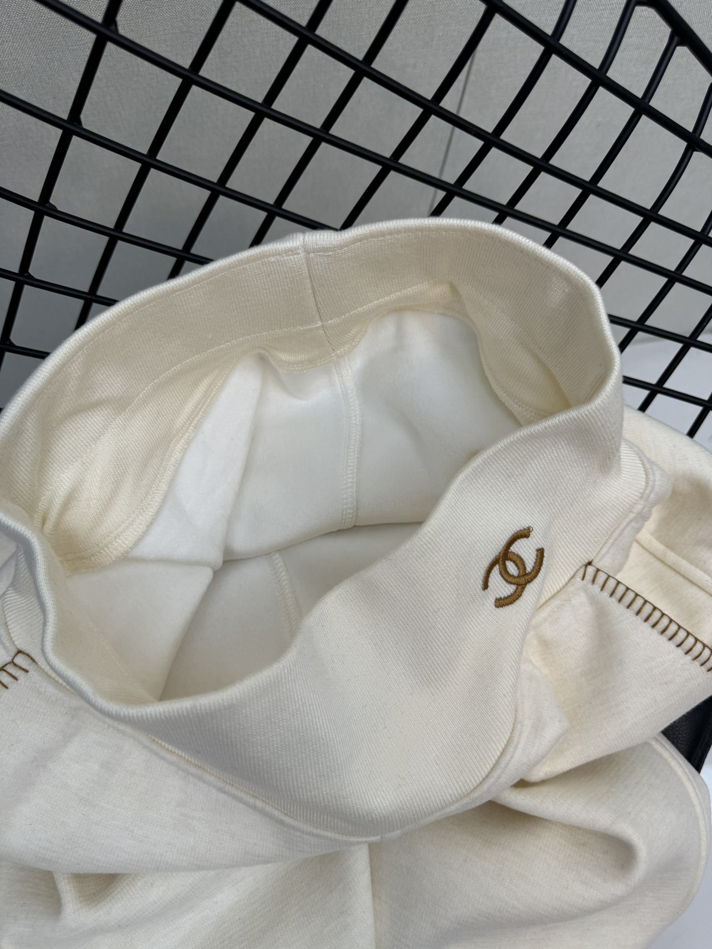 Double C logo wide-leg pants