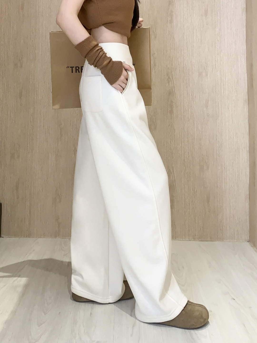 Double C logo wide-leg pants